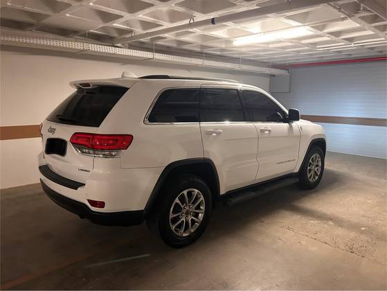 JEEP GRAND CHEROKEE 3.6 LAREDO 4X4 V6 24V GASOLINA 4P AUTOMÁTICO